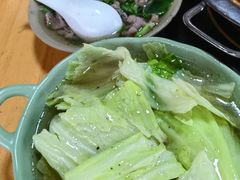 -大众跷脚牛肉馆·非遗传承单位(峨眉山店)