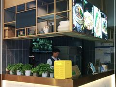 -POKEE VIA&Brunch·维娅(重庆来福士店)