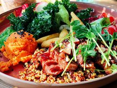 牛肉藜麦沙拉-O'mills Sourdough Bakery&Bistro(永嘉路店)