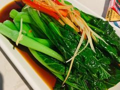 -肥仔文澳门猪骨煲(南京西路店)