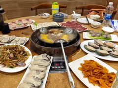 -濠轩阁特色生蚝火锅(水湾路店)