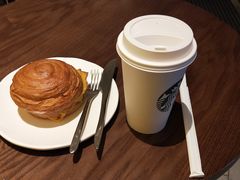-星巴克(新达汇三林店)