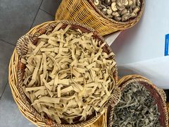 -小秦淮食府(新亭西路店)