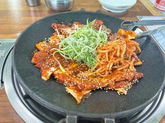 -城山辣炒黑猪肉