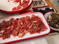 -毛辣果·贵州红酸汤牛肉火锅(西单店)