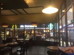 -沃尔玛(前山店)