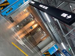 -白玉兰广场停车场