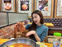 -喇喇排骨火锅·传统韩式脊骨汤(望京西园总店)