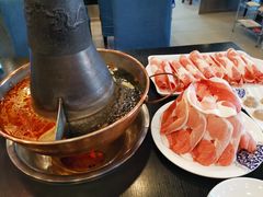 -楼外楼大刀肉传统火锅(西安大路店)