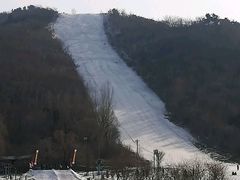 -辽阳弓长岭温泉滑雪场