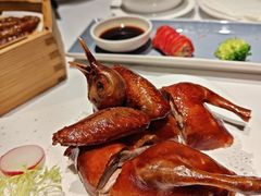 玻璃脆皮乳鸽皇-新雅(丰盛里店)