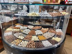 -Laderach 莱德拉(上海环贸iapm店)