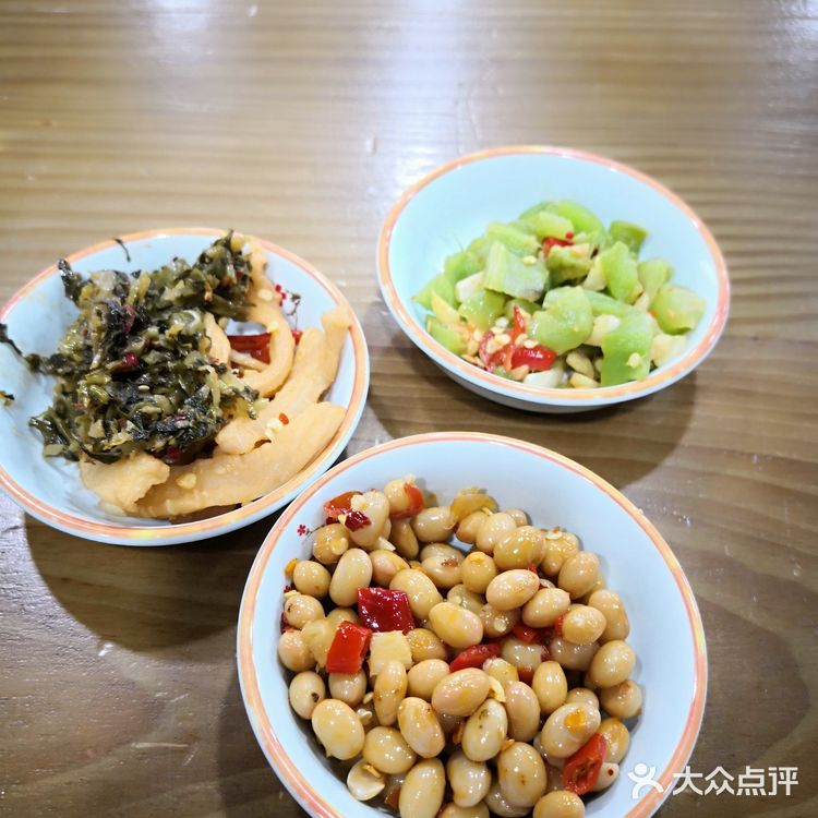 来吃碗现磨的长沙米粉