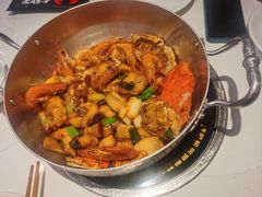 -七欣天香辣蟹火锅(闵行浦江欢乐颂店)