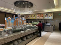 -天津京基皇冠假日酒店