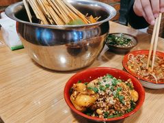 -拐枣巷小串串(财大店)
