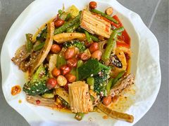 陈家大拌菜-陈熹公民族美食文化餐厅(中华广场店)