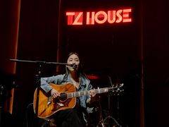 -TZ House音乐现场(来福士中心店)