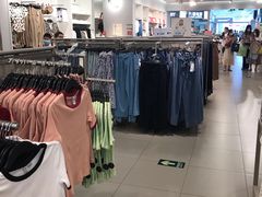 -H&M(来又来时尚购物广场店)