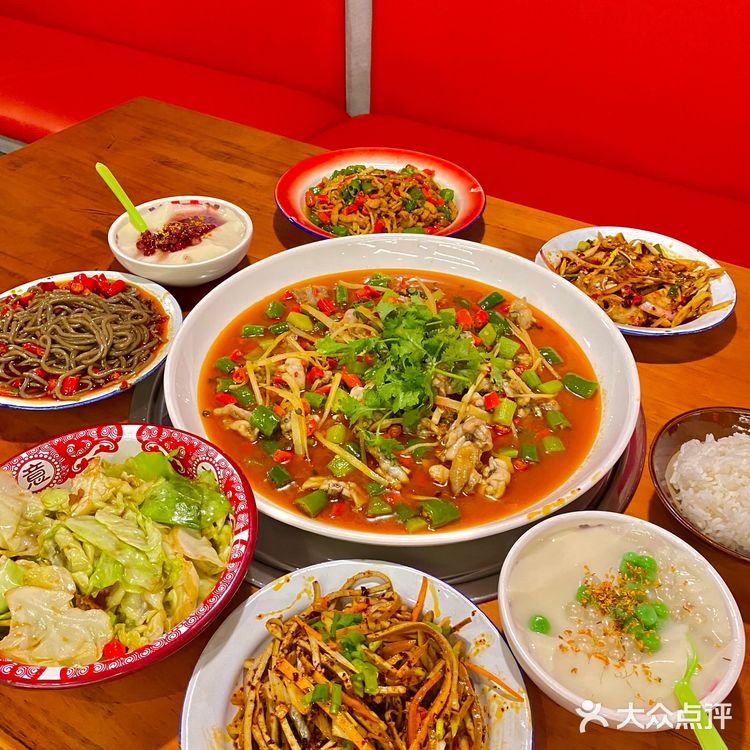 在厦门的苍蝇馆子!!!!嘿巴适!!!!!      