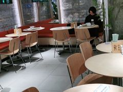 大堂-老乡鸡(上海白玉兰广场店)
