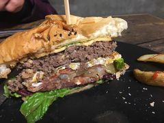 -HIGH FIVE哈福手工汉堡(桂林路店)