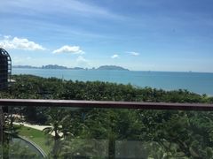 -三亚湾海居铂尔曼度假酒店