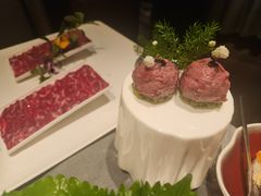雪花松露牛肉丸-左庭右院鲜牛肉火锅黑金店(陆家嘴中心店)