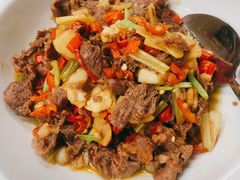 小炒黄牛肉-新李记 · 口味菜馆(南郊公园店)