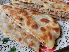 阿拉善驼肉馅饼-格日勒阿妈蒙古厨房(大召店)