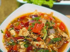 油呛黄喉-傣家寨花园主题餐厅