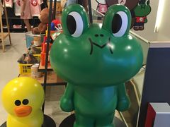 -LINE FRIENDS Garosu-gil Flagship Store