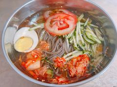 -吉林延边牛肉汤饭，大冷面