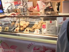 面包甜点陈列柜-西树泡芙(正佳店)
