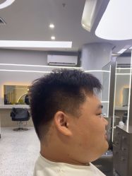 -苏豪路易士·嘉玛发廊