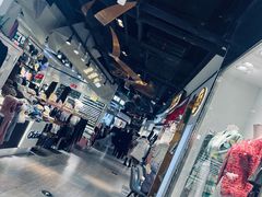 -南京时尚莱迪购物广场(正洪街店)