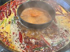 -黄潇洒老火锅(九眼桥宏济巷店)