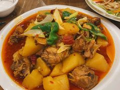 沙湾大盘鸡-清真·玛丽亚新疆菜主题餐厅(浙江中路店)