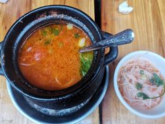 -李记特色罐罐米线(重庆中环大厦店)