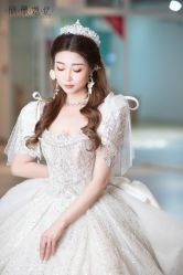 -欣薇婚纱(新源乐汇城店)