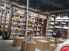 -覔书店(壹方城店)
