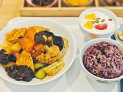 -轻蔬不用等·素食(江苏路店)
