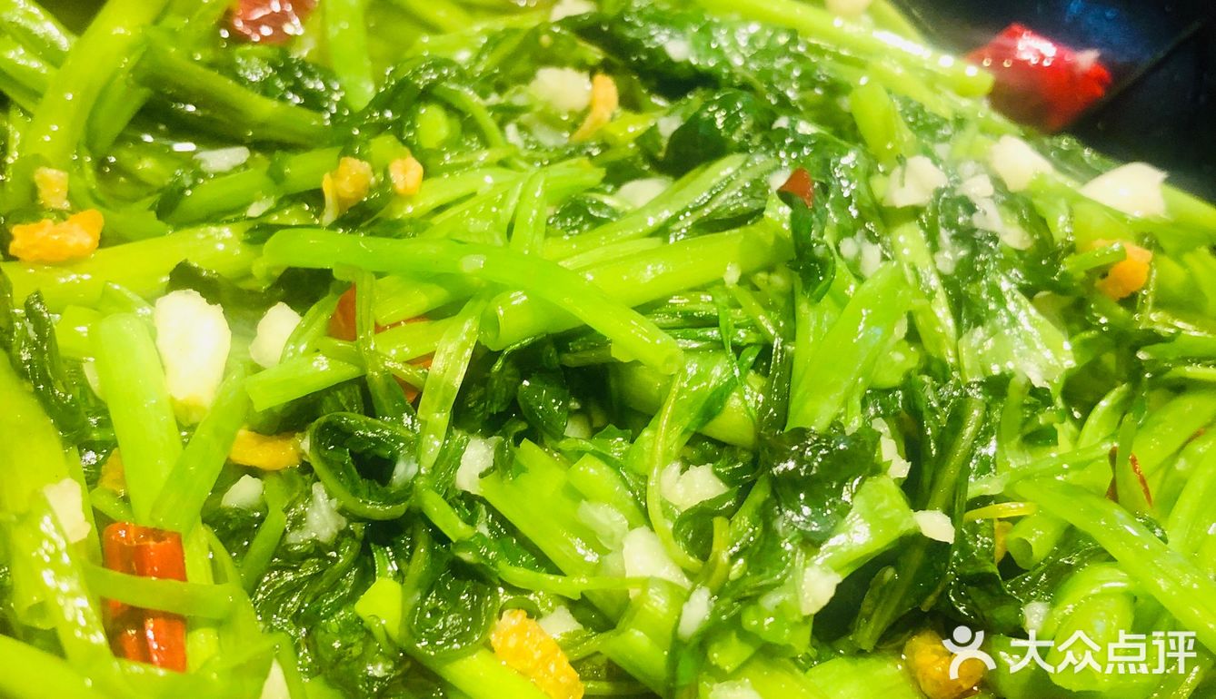 蛮香的，菜的量还蛮大的，味道都不错