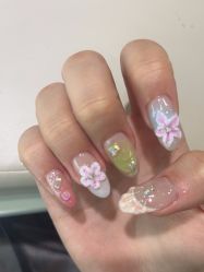 -晨·艺美甲美睫