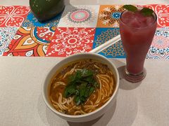 -云海肴·汽锅鸡·云南菜(天山百盛优客店)