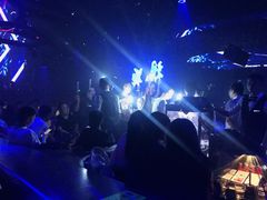 -欧米亚派对酒吧(绵阳店)