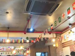 大堂-百盛烧烤·龙虾·小酒馆(丽岛华都店)