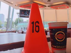 -FATBURGER 特富客汉堡(外交公寓店)