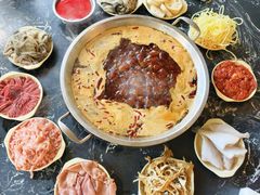 -储奇门鳝鱼火锅(总店)