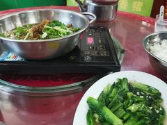 -香猪美食(中心店)
